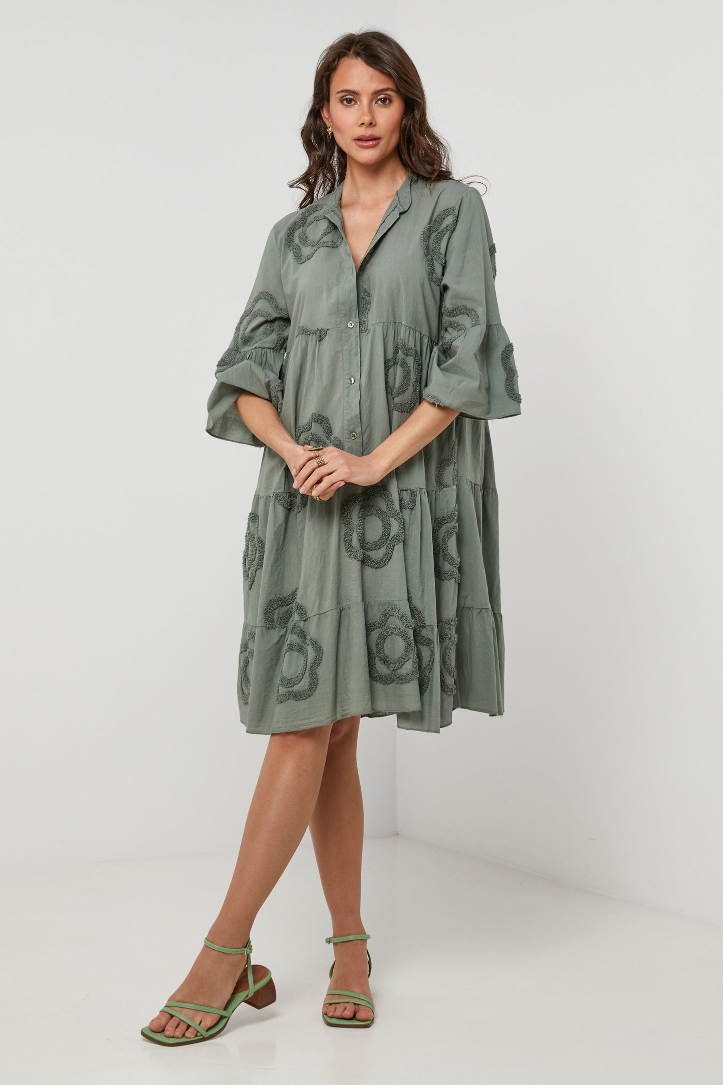 ROBE 1366
