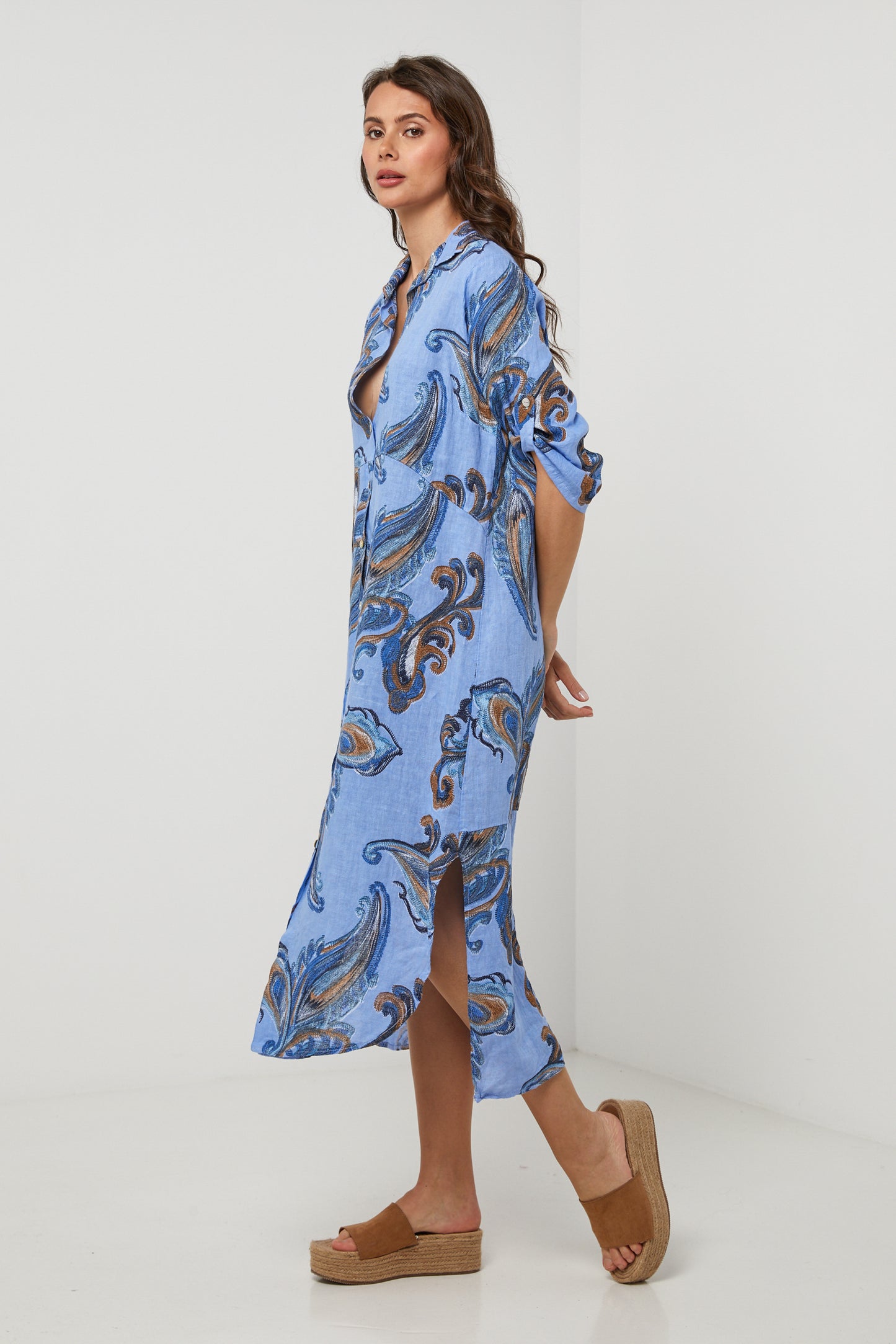 ROBE 1366
