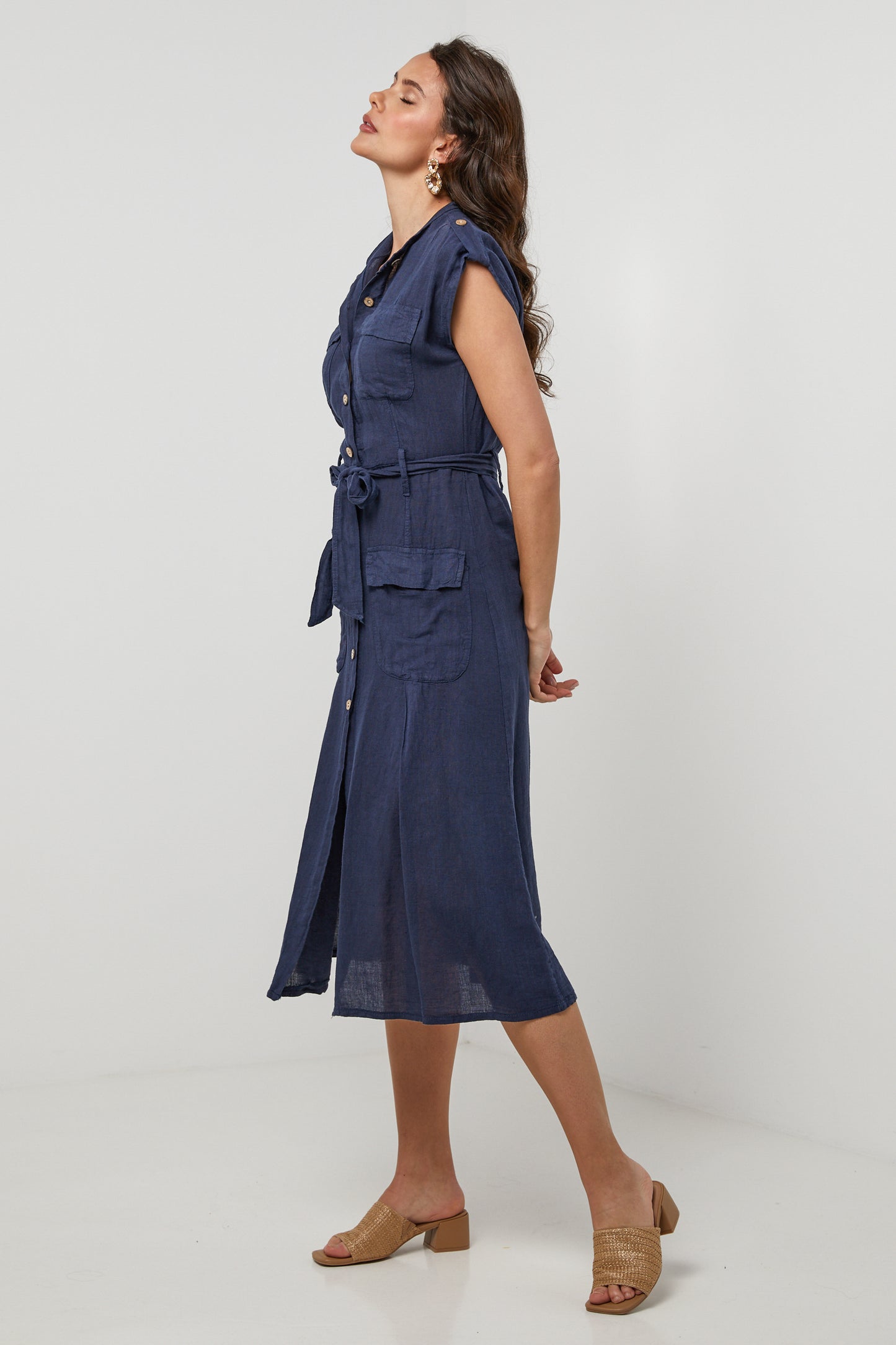 ROBE 1366