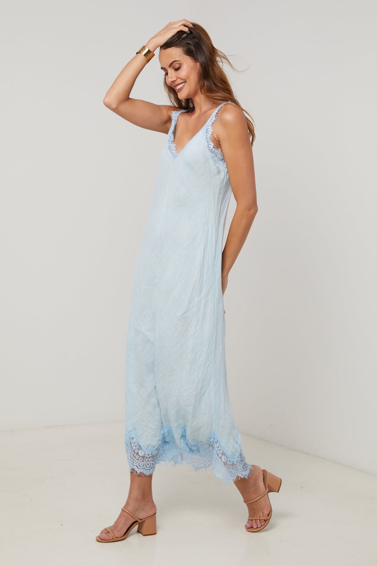 ROBE 9723