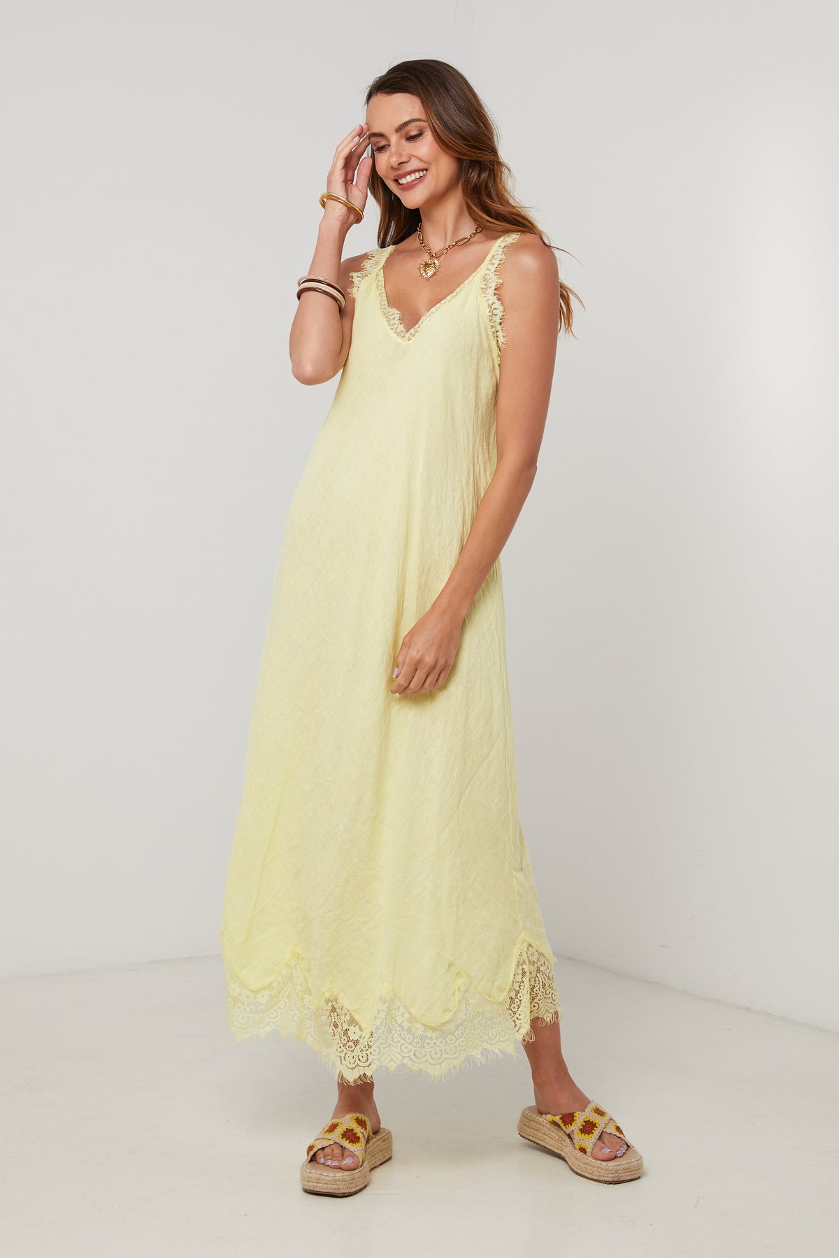 ROBE 9723