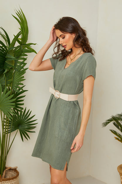 Robe à manches courtes avec poches sur les côtés