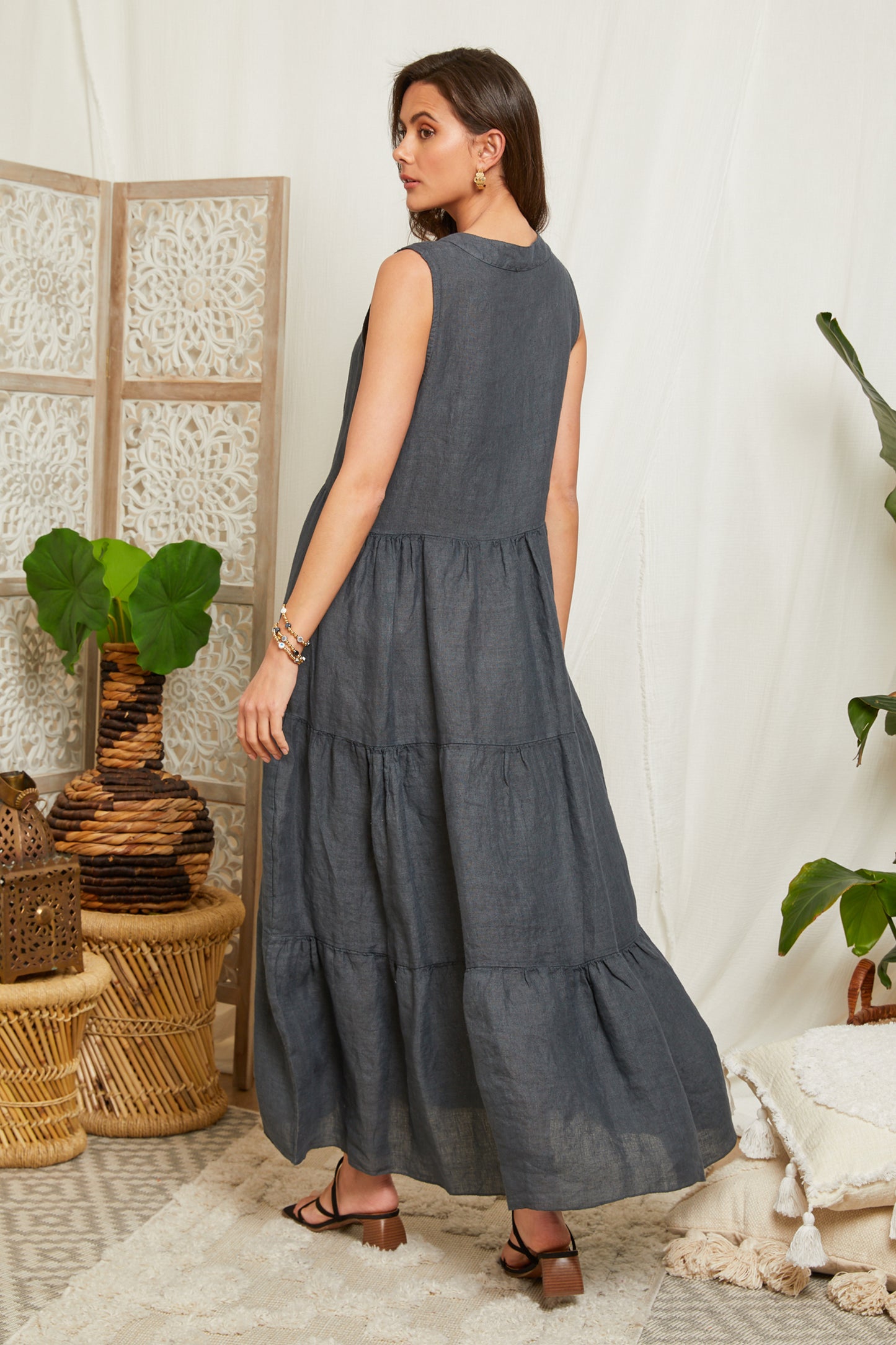 Robe longue en lin sans manches 20872