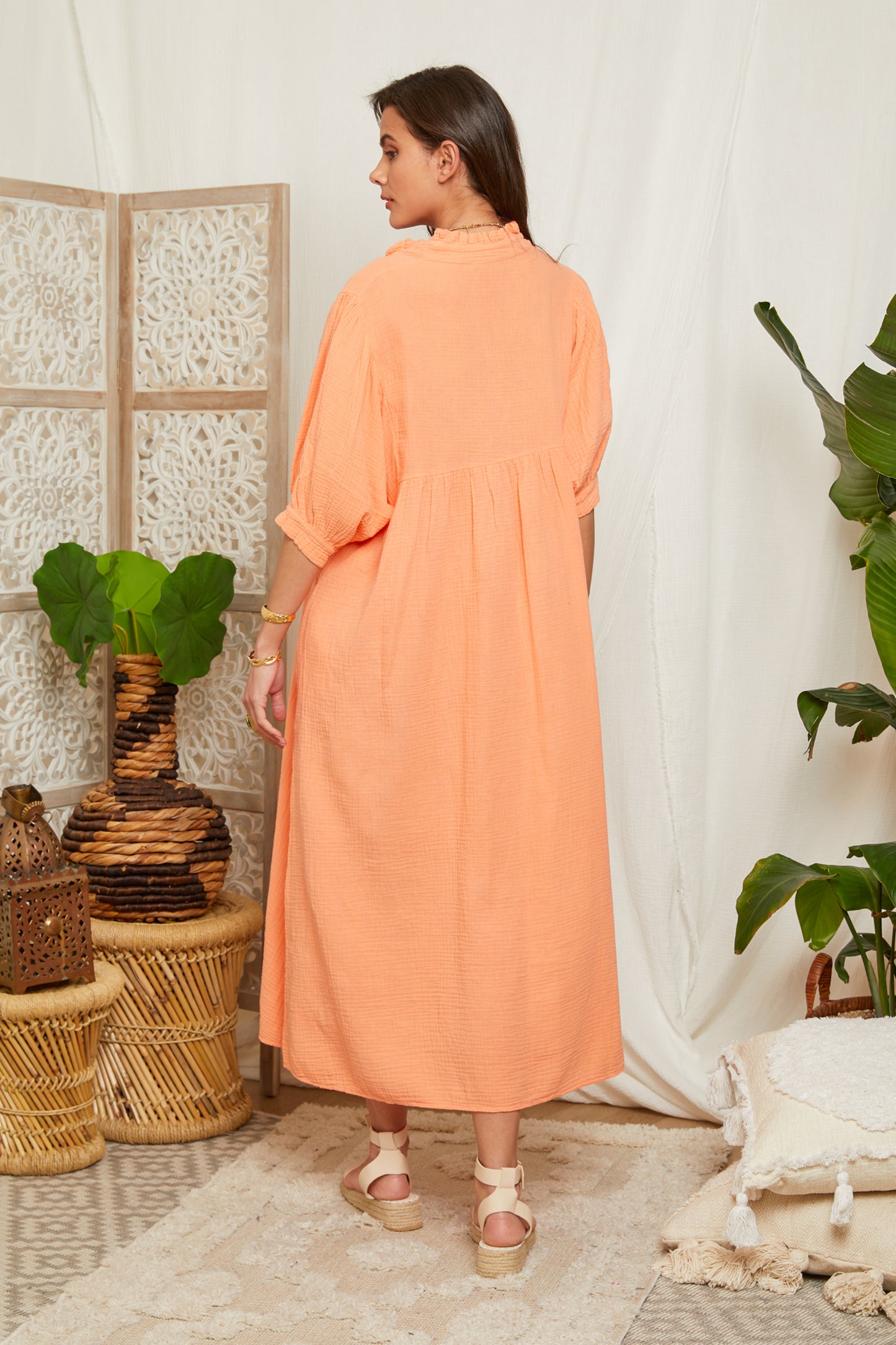 Robe longue avec poches latérales