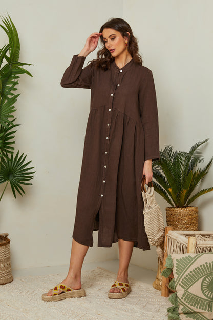 Robe longue boutonnée avec manches retroussées