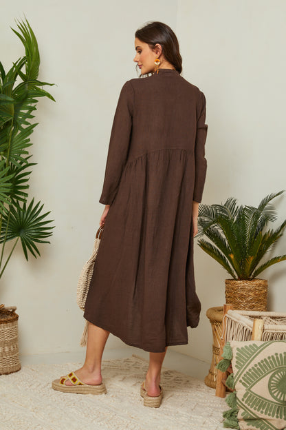 Robe longue boutonnée avec manches retroussées