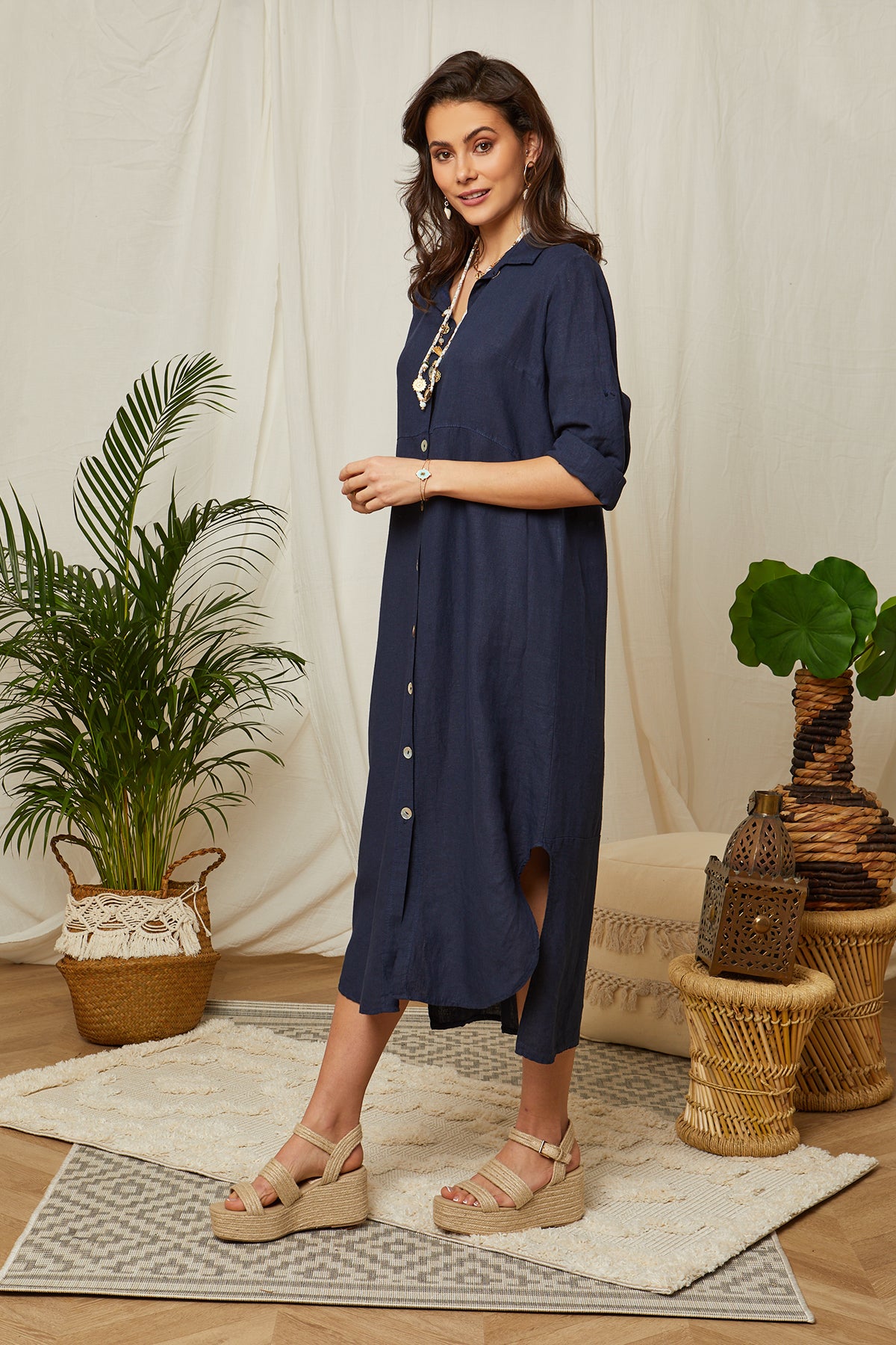 Robe chemise longue avec manches retroussables